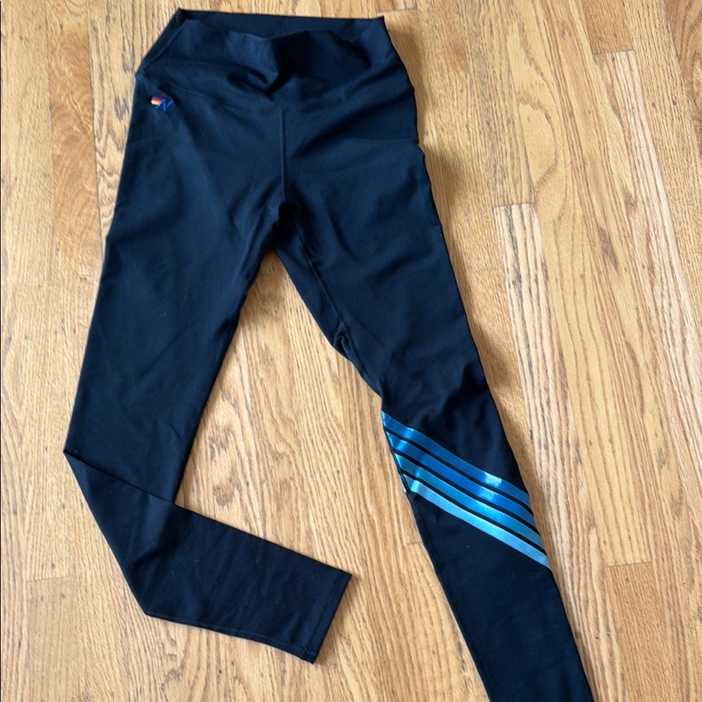 Aviator Nation leggings